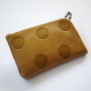 kanmi.�L�����f�B�[���h����i�J�[�h�P�[�X�j